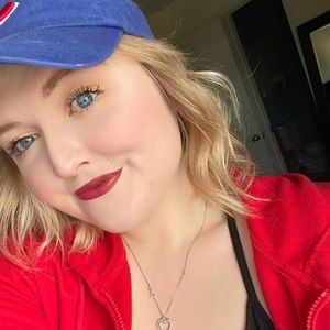 Meet your Posher, Tessa